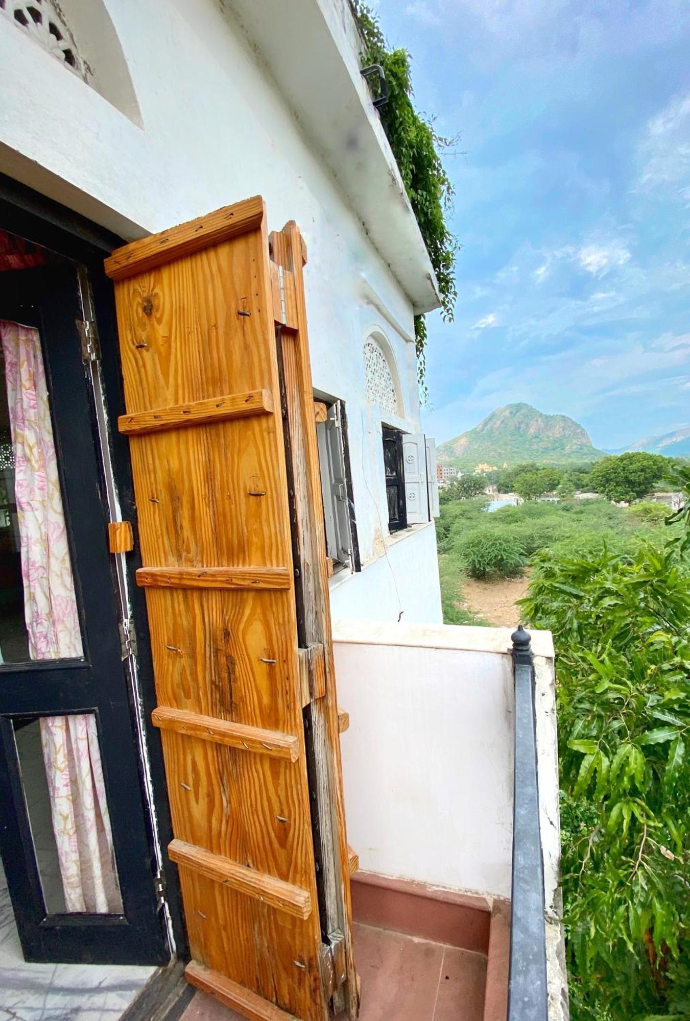Dia Homestay Pushkar Room photo
